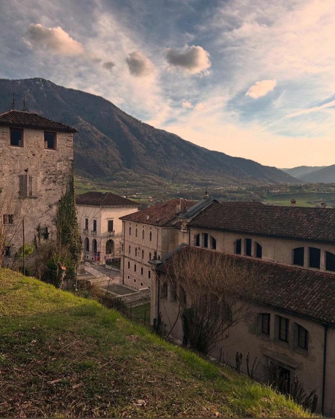 Via Mezzaterra 10 Daire Feltre Dış mekan fotoğraf